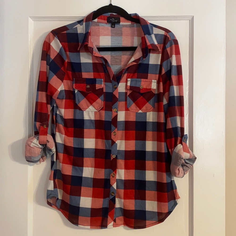 NWOT Navy and Red Plaid Top With Pockets